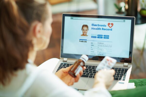 Top EHR Systems Virtual Scribes Use for Clinical Documentation