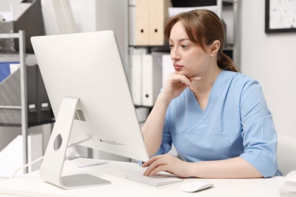 Virtual Medical Scribe Guide: Complete Resource for Physicians 2026